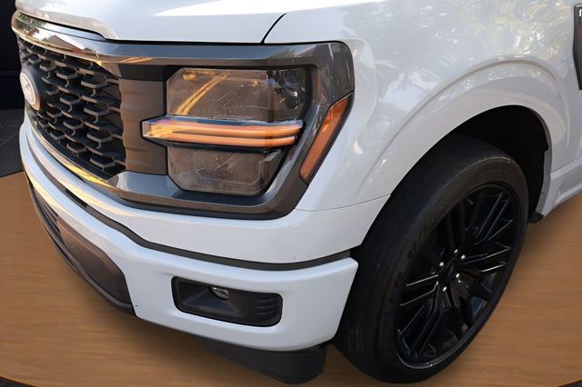 2024 Ford F-150 STX 2WD SuperCrew 5.5' Box - 23044075 - 8