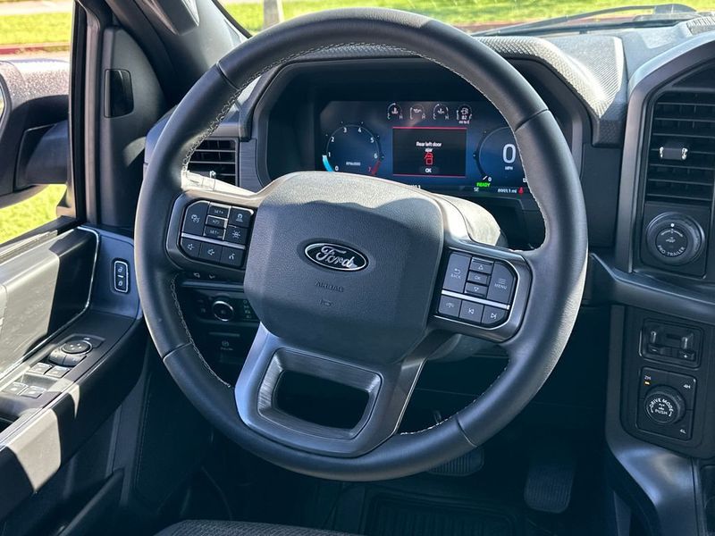 2024 Ford F-150 XLT - 22970354 - 17