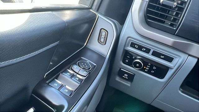 2024 Ford F-150 XLT - 22985569 - 33
