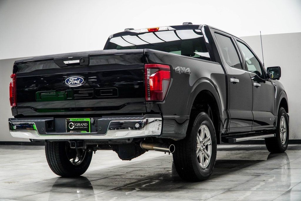 2024 Ford F-150 XLT photo 12