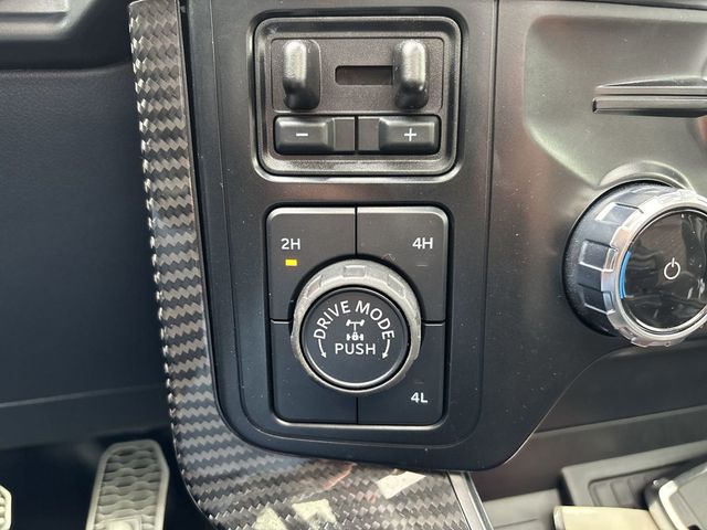 2024 Ford F-150 XLT - 22780694 - 31