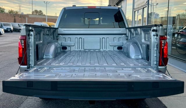 2024 Ford F-150 XLT 4WD SuperCrew 5.5' Box - 22896737 - 6