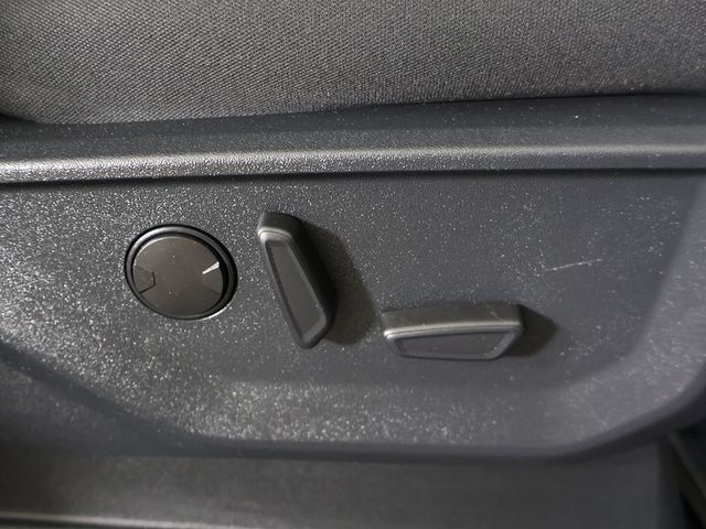 2024 Ford F-150 XLT 4WD SuperCrew 5.5' Box - 23065833 - 34