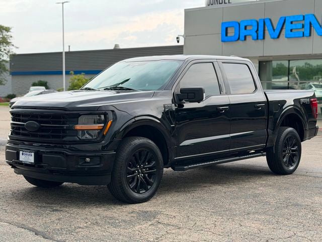 2024 Ford F-150 XLT 4WD SuperCrew 5.5' Box - 23070234 - 3