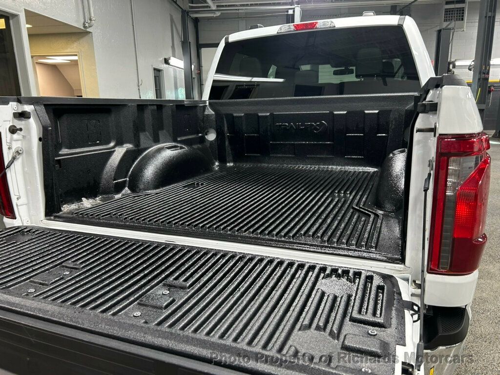 2024 Ford F-150 XLT 4WD SuperCrew 5.5' Box - 22968531 - 11