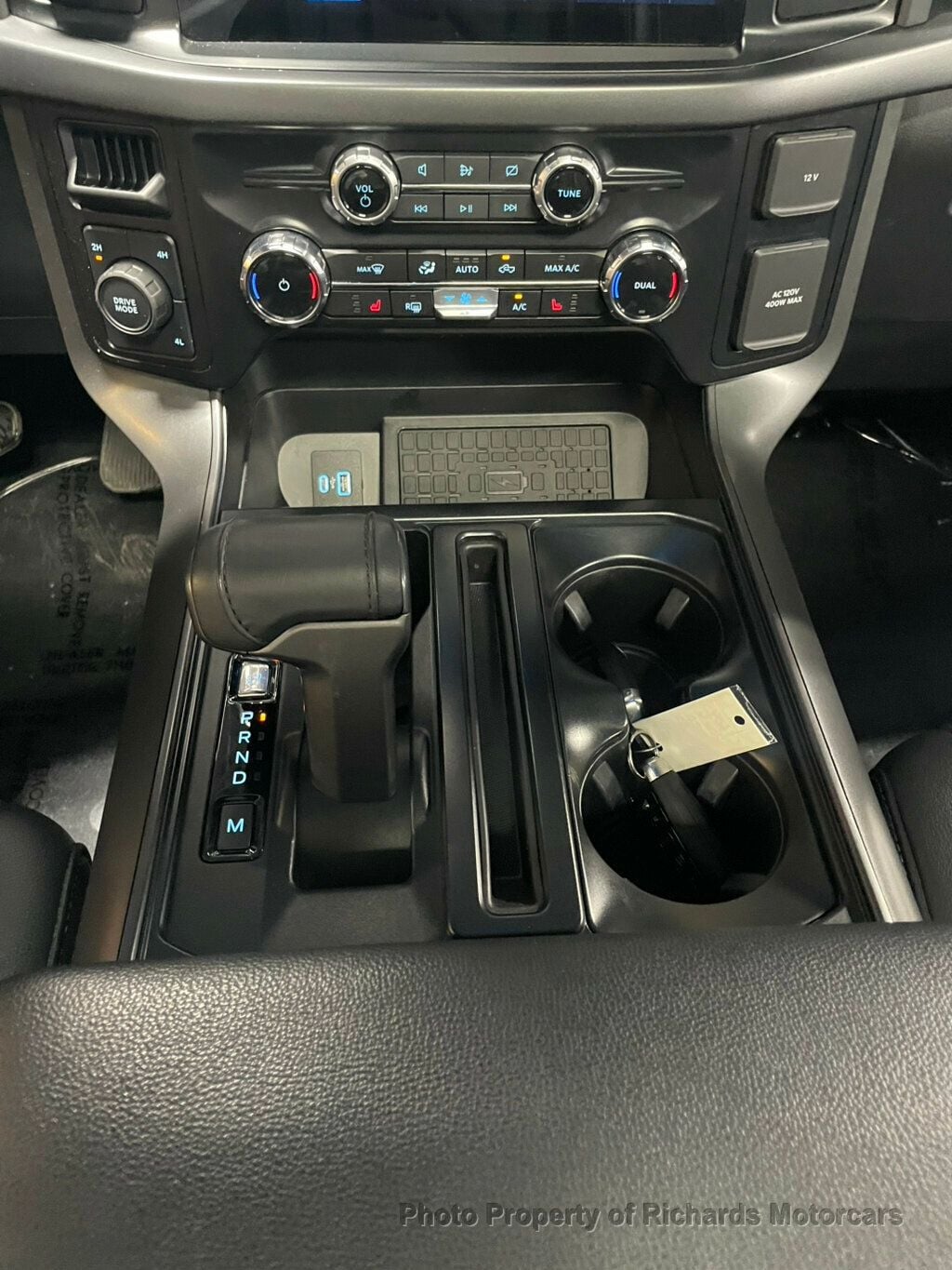 2024 Ford F-150 XLT 4WD SuperCrew 5.5' Box - 23039413 - 14