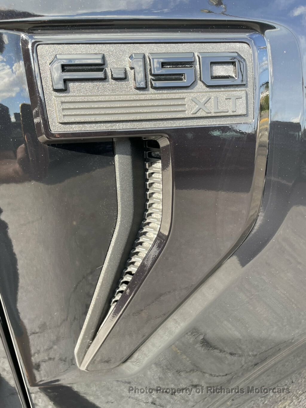 2024 Ford F-150 XLT 4WD SuperCrew 5.5' Box - 23062632 - 8