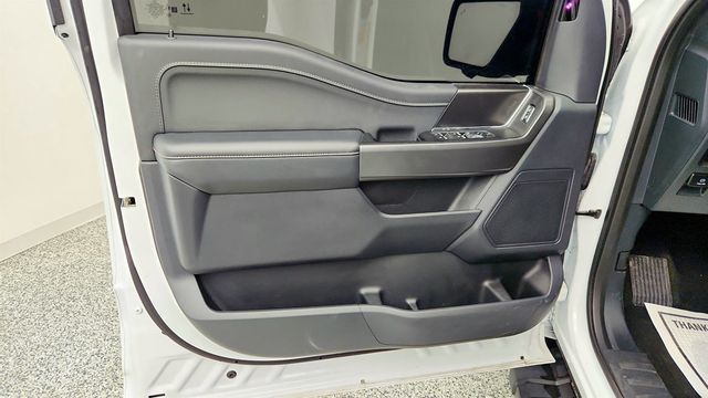 2024 Ford F-150 XLT 4WD SuperCrew 5.5' Box w/ 302A, PowerBoost, Black Appearance - 23009583 - 9