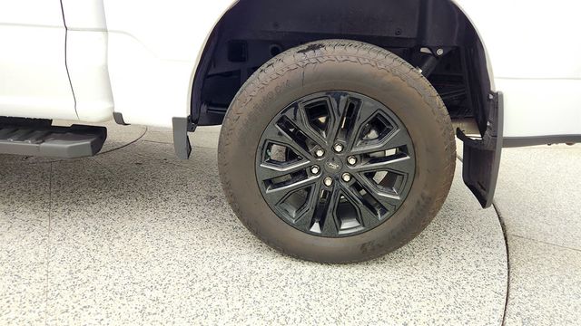 2024 Ford F-150 XLT 4WD SuperCrew 5.5' Box w/ 302A, PowerBoost, Black Appearance - 23009583 - 8