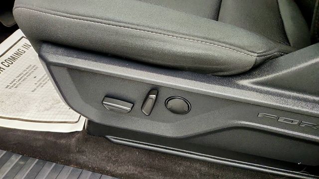 2024 Ford F-150 XLT 4WD SuperCrew 5.5' Box w/ 302A, PowerBoost, Black Appearance - 23032284 - 9