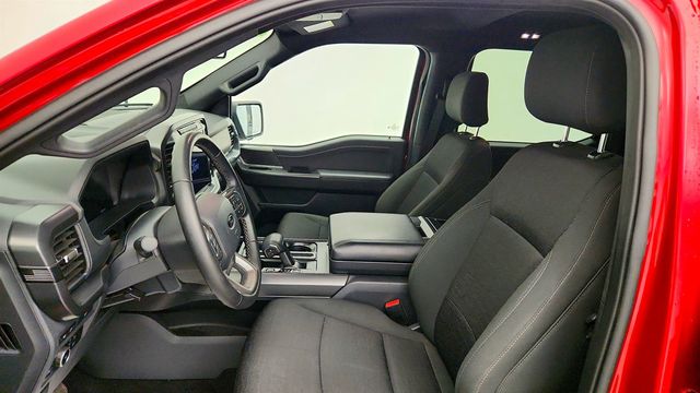 2024 Ford F-150 XLT 4WD SuperCrew 5.5' Box w/ Group 302A & POWERBOOST Hybrid - 23023542 - 19