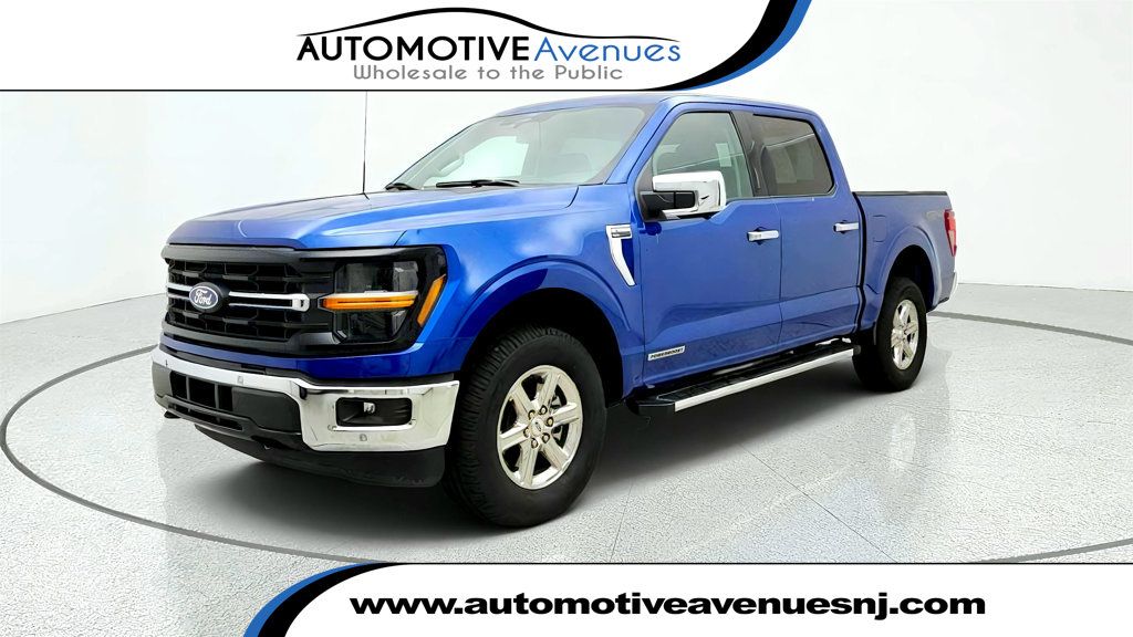 2024 Ford F-150 XLT 4WD SuperCrew 5.5' Box w/ PowerBoost Hybrid & ACC - 23081749 | Video 1