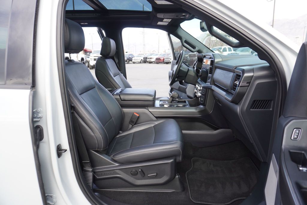 2024 Ford F-150 XLT SPORT - 22982457 - 24