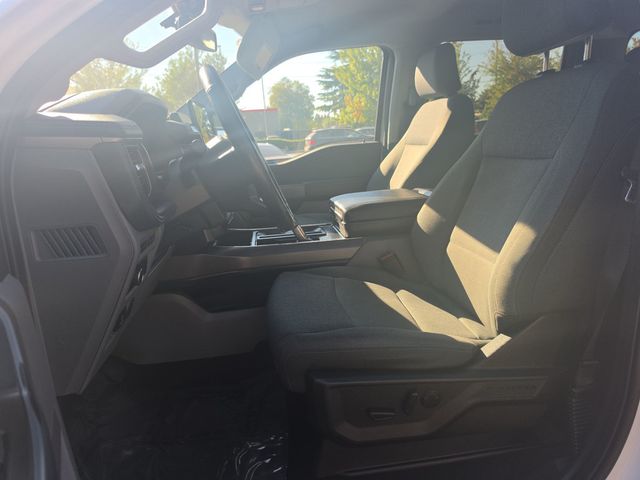2024 Ford F-150 Lightning Flash 4WD SuperCrew 5.5' Box - 23051416 - 8