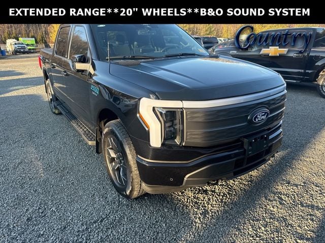 2024 Ford F-150 Lightning LARIAT 4WD SuperCrew 5.5' Box - 22974983 - 0