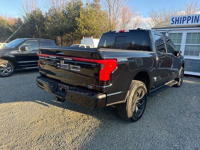 2024 Ford F-150 Lightning LARIAT 4WD SuperCrew 5.5' Box - 22974983 - 6