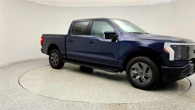 2024 Ford F-150 Lightning LARIAT 4WD SuperCrew 5.5' Box - 23014752 - 2