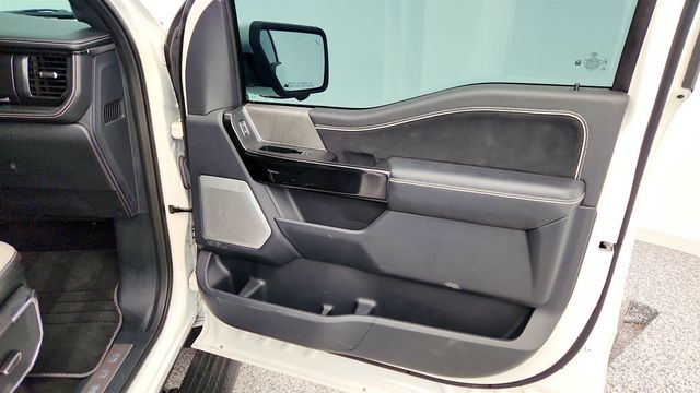 2024 Ford F-150 Lightning Platinum 4WD SuperCrew 5.5' Box - 23005701 - 25