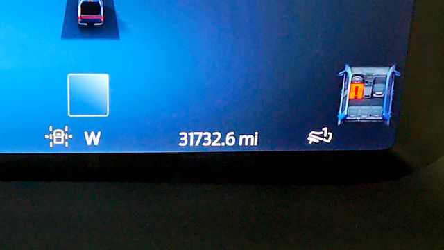 2024 Ford F-150 Lightning Platinum 4WD SuperCrew 5.5' Box w/ Power Deployable Running Boar - 23005701 - 14