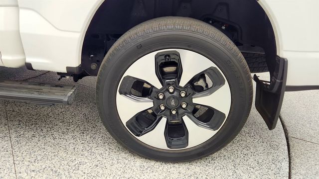 2024 Ford F-150 Lightning Platinum 4WD SuperCrew 5.5' Box w/ Power Deployable Running Boar - 23005701 - 8