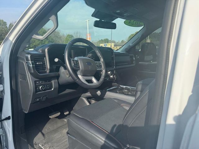 2024 Ford F-350SD Lariat - 22965666 - 8