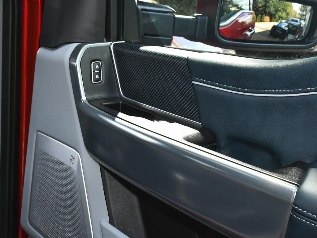 2024 Ford F-450 photo 17