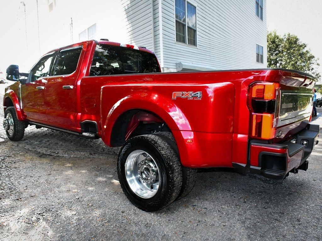 2024 Ford F-450 photo 4
