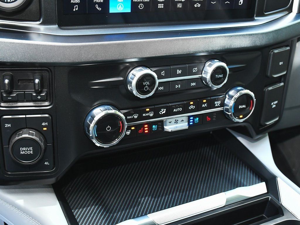 2024 Ford F-450 photo 45