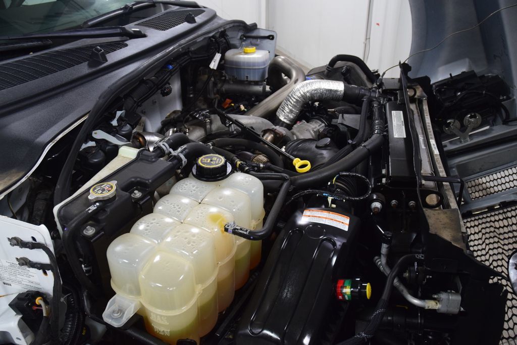 2024 Ford F-650SD F650 CREW * POWERSTROKE * LANDSCAPE DUMP * 1 OWNER - 23042608 - 17