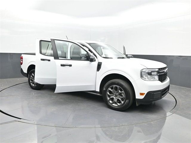 2024 Ford Maverick XLT photo 32