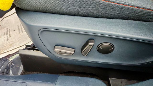 2024 Ford Maverick XLT FWD SuperCrew w/ Luxury Pkg, Hybrid Engine & Co-Pilot360 - 23012315 - 10