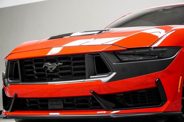 2024 Ford Mustang Dark Horse Fastback - 22981423 - 1