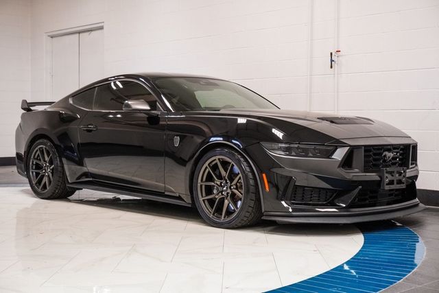 2024 Ford Mustang Dark Horse photo 2