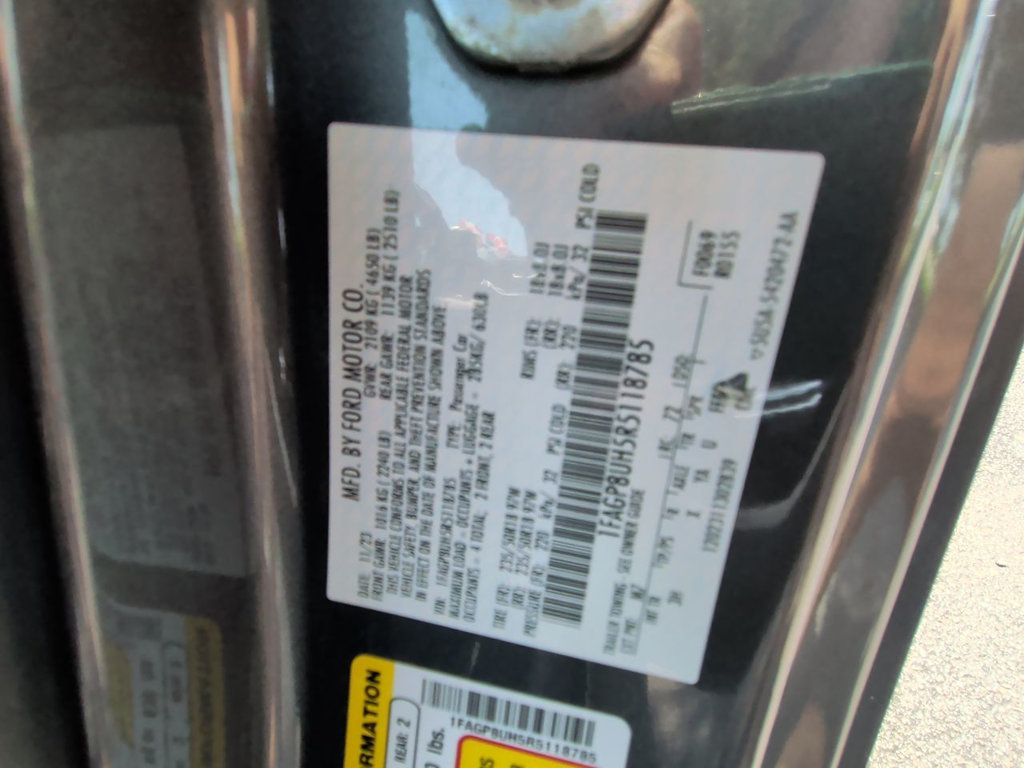 Ford Mustang EcoBoost Convertible photo 24