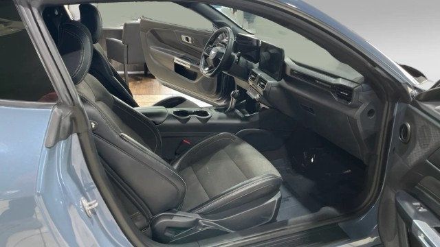 2024 Ford Mustang EcoBoost Fastback - 22985749 - 10