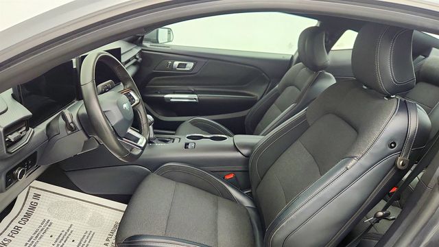 2024 Ford Mustang EcoBoost Fastback w/ Equipment Group 101A High Pkg - 23014998 - 18