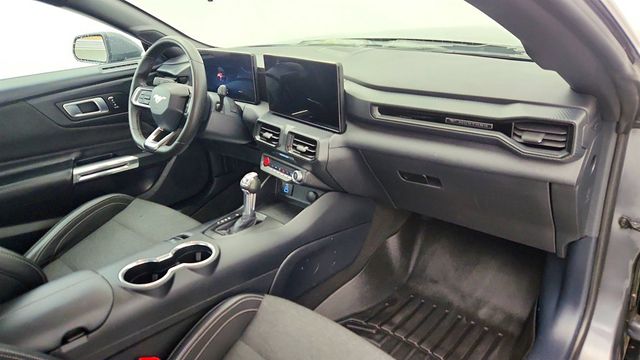 2024 Ford Mustang EcoBoost Fastback w/ Equipment Group 101A High Pkg - 23014998 - 22