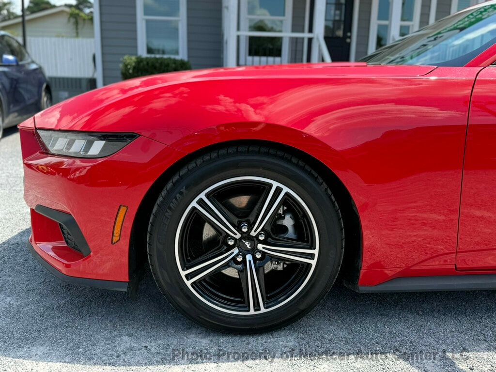 2024 Ford Mustang EcoBoost Premium Convertible photo 9