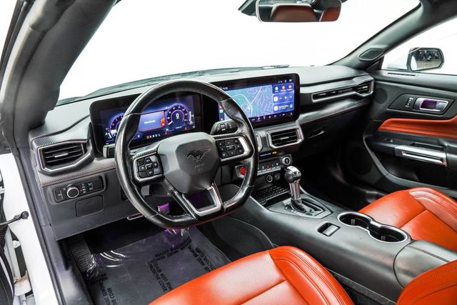 2024 Ford Mustang EcoBoost Premium Convertible's photo
