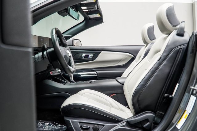 2024 Ford Mustang EcoBoost Premium Convertible - 22943934 - 33