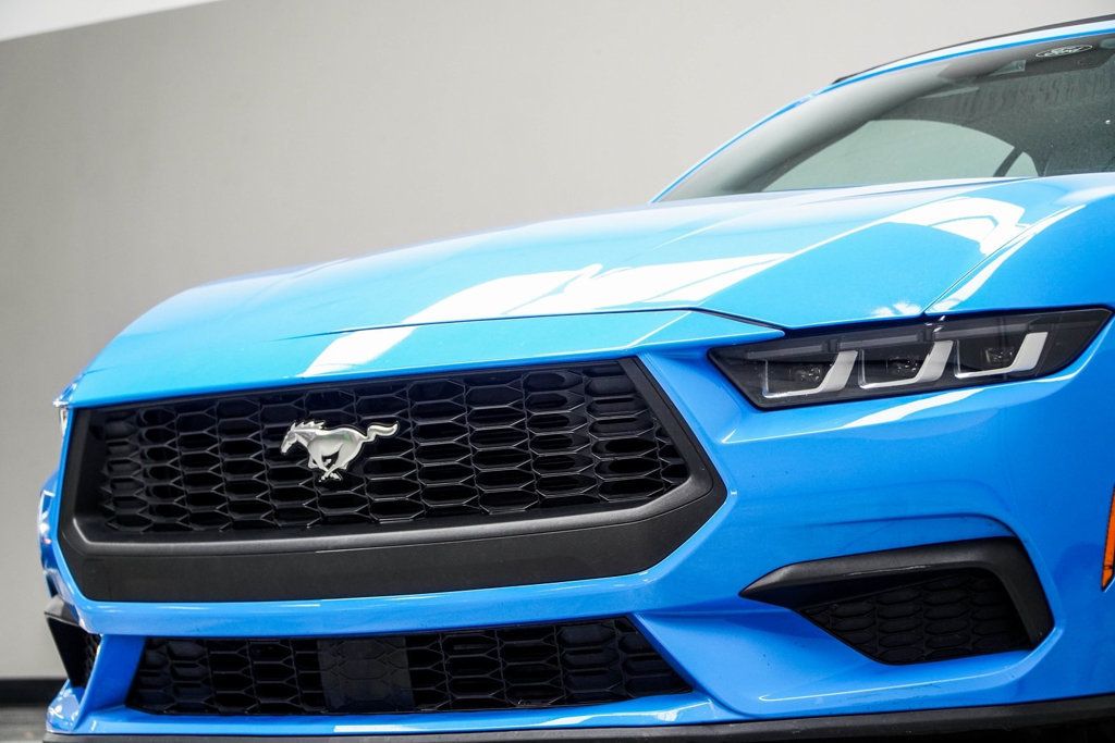 2024 Ford Mustang EcoBoost Premium Convertible photo 3