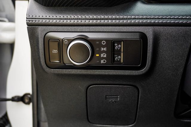 2024 Ford Mustang EcoBoost Premium Convertible - 23003832 - 29