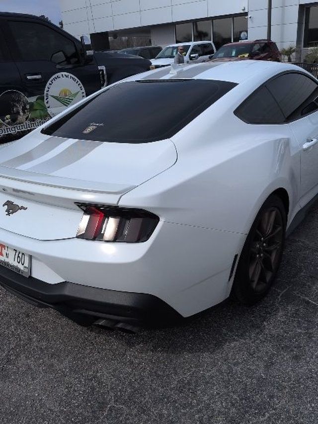 2024 Ford Mustang EcoBoost Premium Fastback - 22992950 - 4
