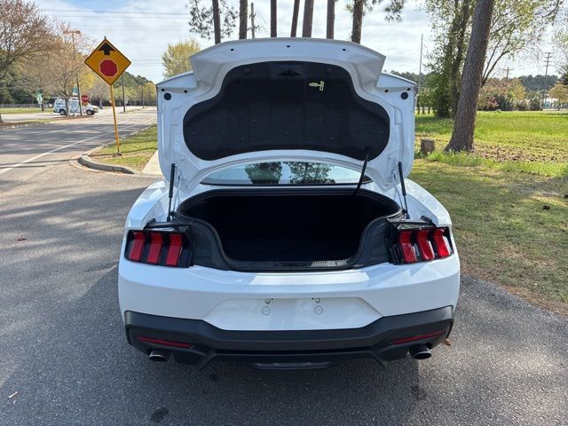 2024 Ford Mustang EcoBoost Premium Fastback - 23000746 - 17