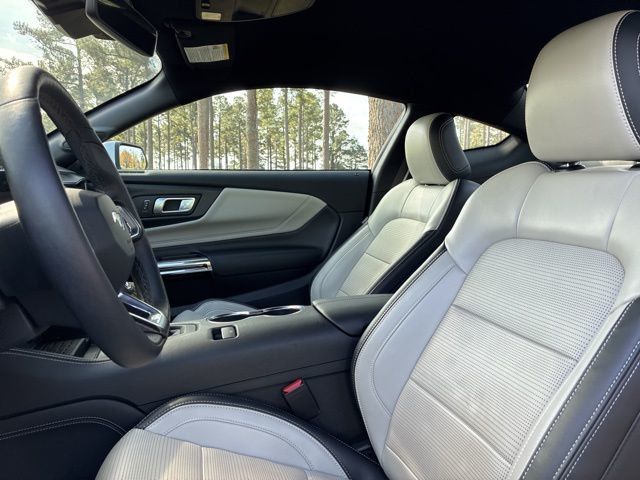 2024 Ford Mustang EcoBoost Premium Fastback - 23000746 - 19