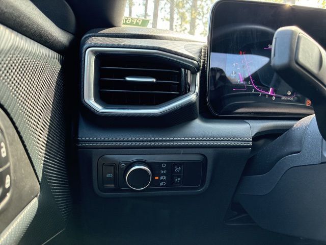 2024 Ford Mustang EcoBoost Premium Fastback - 23000746 - 24