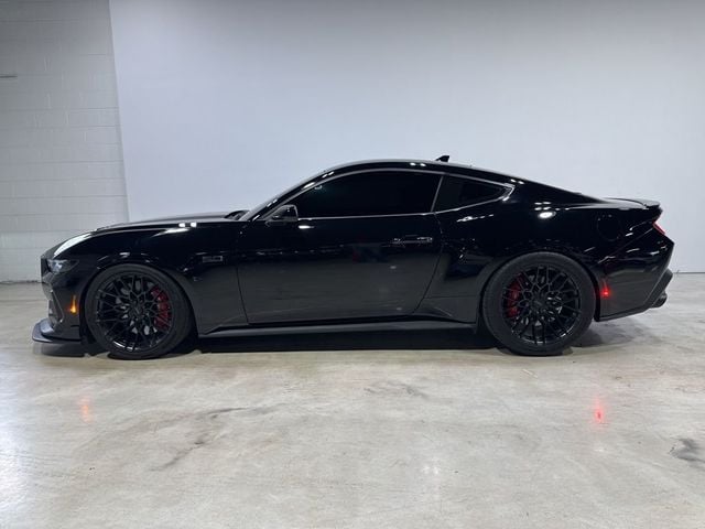 2024 Ford Mustang GT Fastback - 23008934 - 3