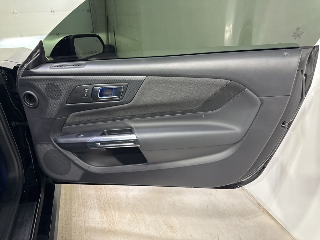 2024 Ford Mustang GT Fastback - 23008934 - 49