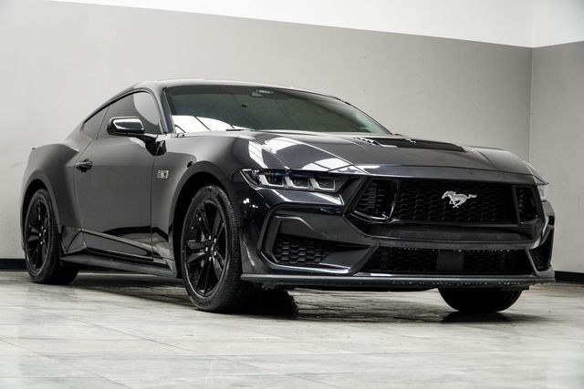 2024 Ford Mustang GT Fastback - 22987669 - 3