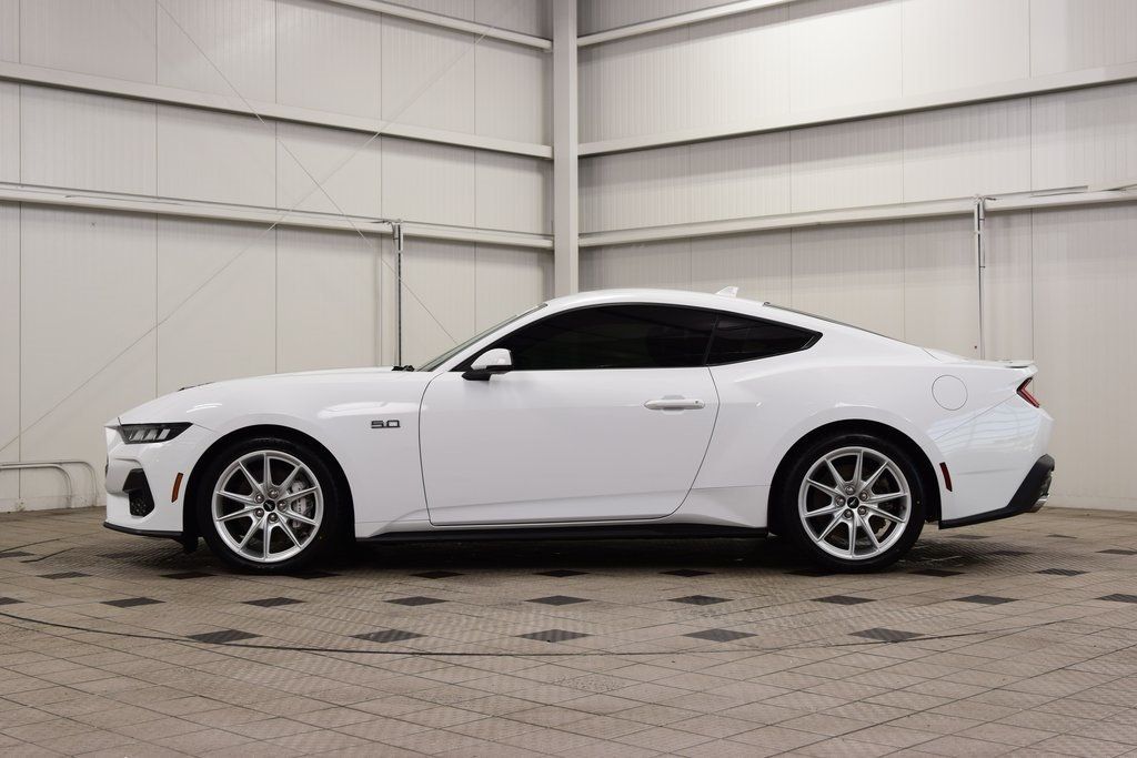 2024 Ford Mustang GT Premium Fastback - 22966880 - 3